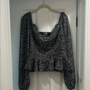 Arula Black and White Floral Blouse